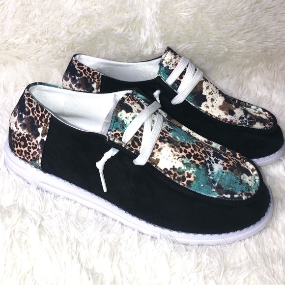Shoes - 🐆🩵Women's Multicolor Animal Casual Shoes 42 US women’s 10 NWOT 🩵🐆